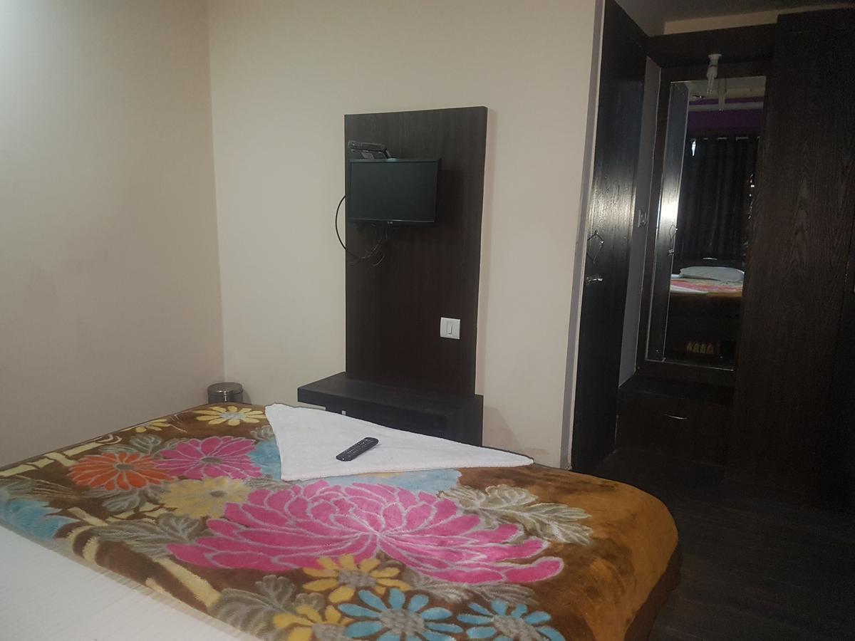 Hotel Grand Palace 伽耶 外观 照片
