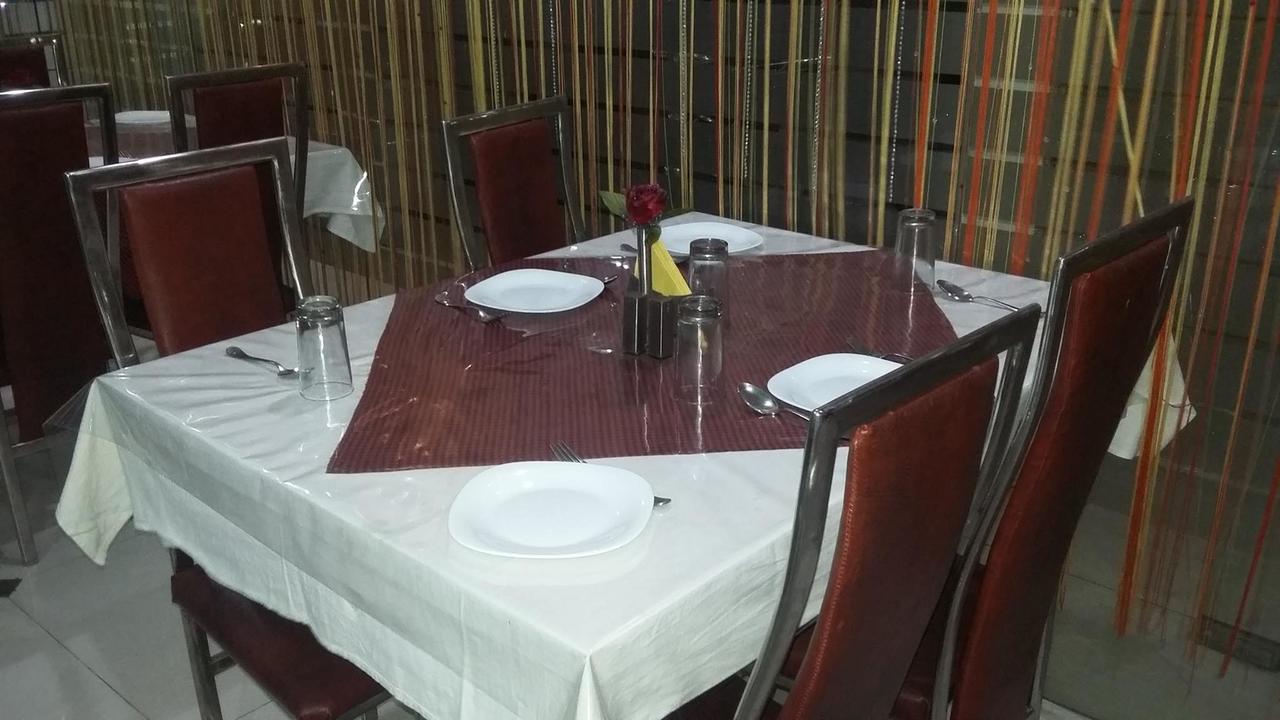 Hotel Grand Palace 伽耶 外观 照片