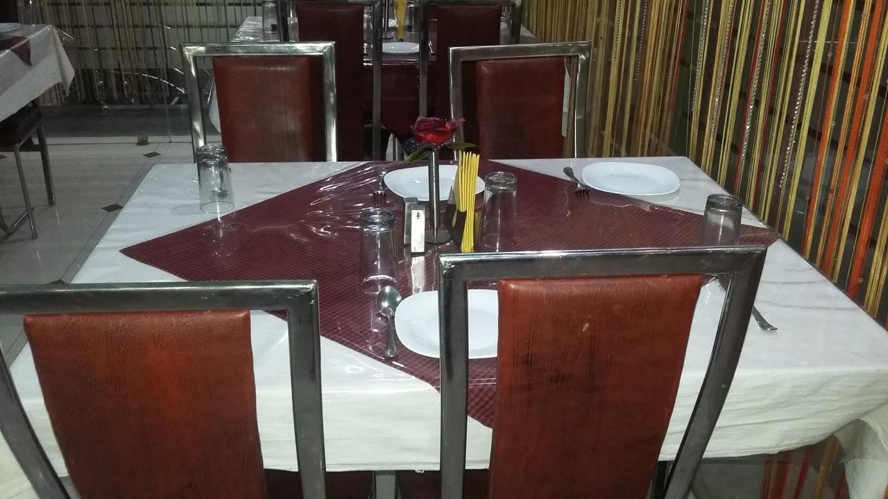 Hotel Grand Palace 伽耶 外观 照片