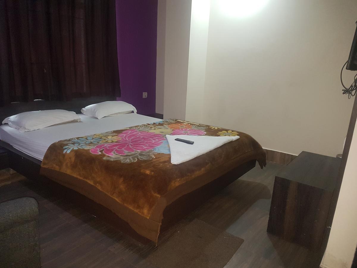 Hotel Grand Palace 伽耶 外观 照片